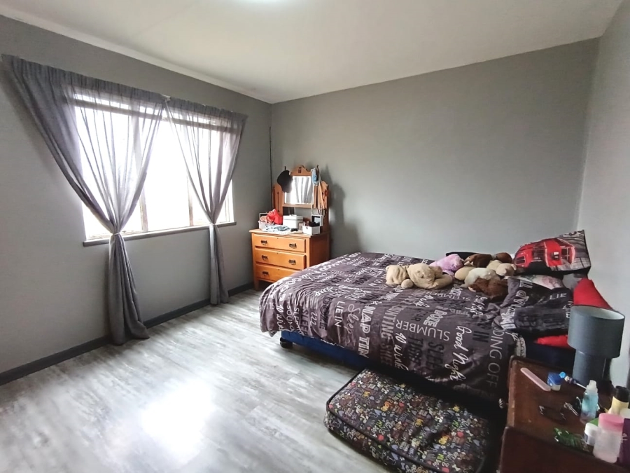 3 Bedroom Property for Sale in Algoa Park Eastern Cape